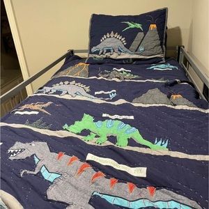 Pottery barn kids twin dinosaur quilt and sham